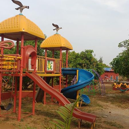 Prathamesh Resort Murūd Buitenkant foto